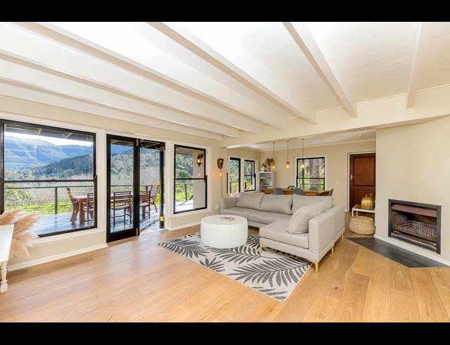 3 BEDROOM FREESTANDING TO LET IN SILVERMIST MOUNTAIN LODGE